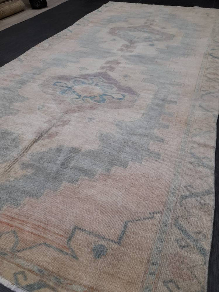 Beige Turkish Runner Rug 5' 1" x 10' 9" Hand-Knotted detail