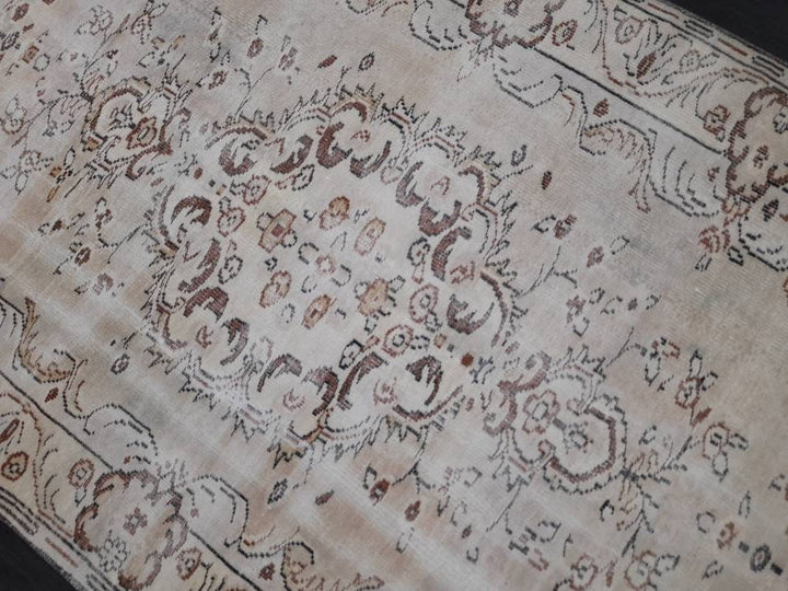 Beige Turkish Vintage Rug 6' x 9' 7" Hand-Knotted | No. WR84713