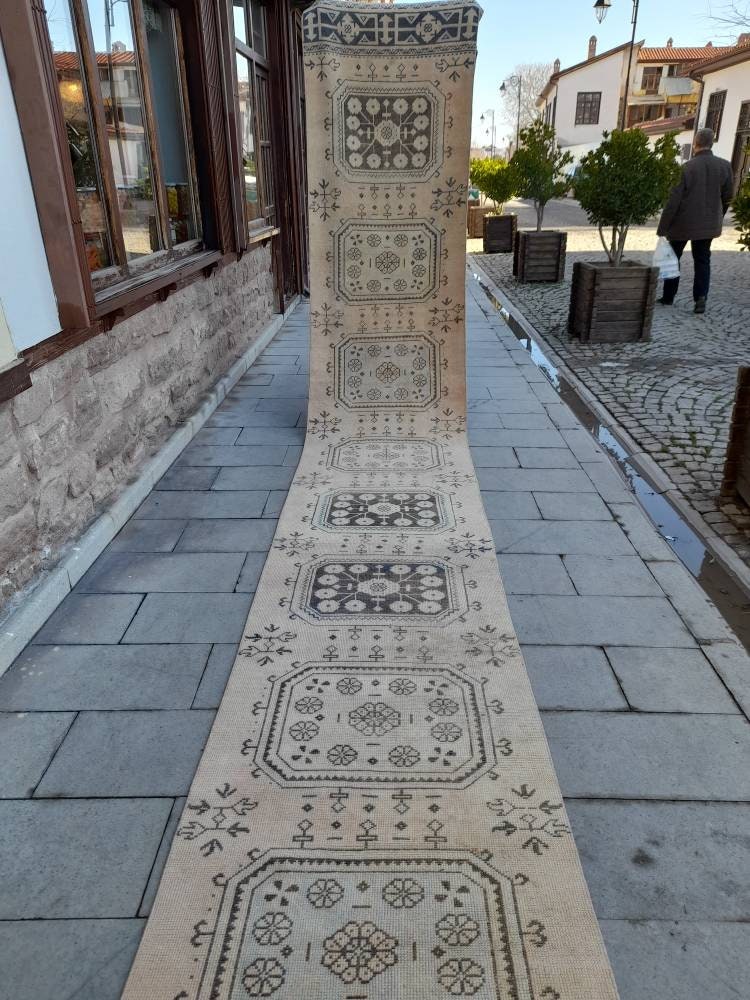 Beige Turkish Runner Rug 2' 11" x 23' 2" Hand-Knotted detail