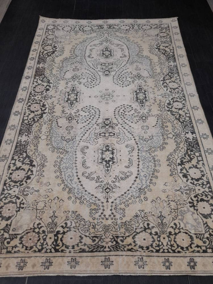 Turkish Oushak Rug 6' x 9' 8" Hand-Knotted view