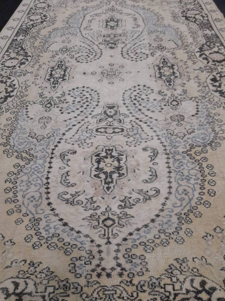 Turkish Oushak Rug 6' x 9' 8" Hand-Knotted field