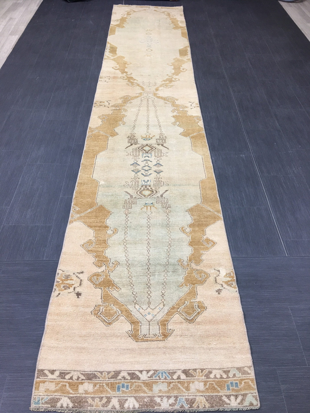 Beige Turkish Runner Rug 2' 7" x 14' Hand-Knotted border