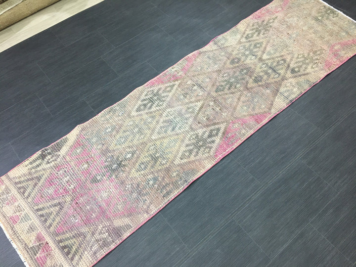 Turkish Runner Rug 2' 4" x 8' 6" Hand-Knotted texture