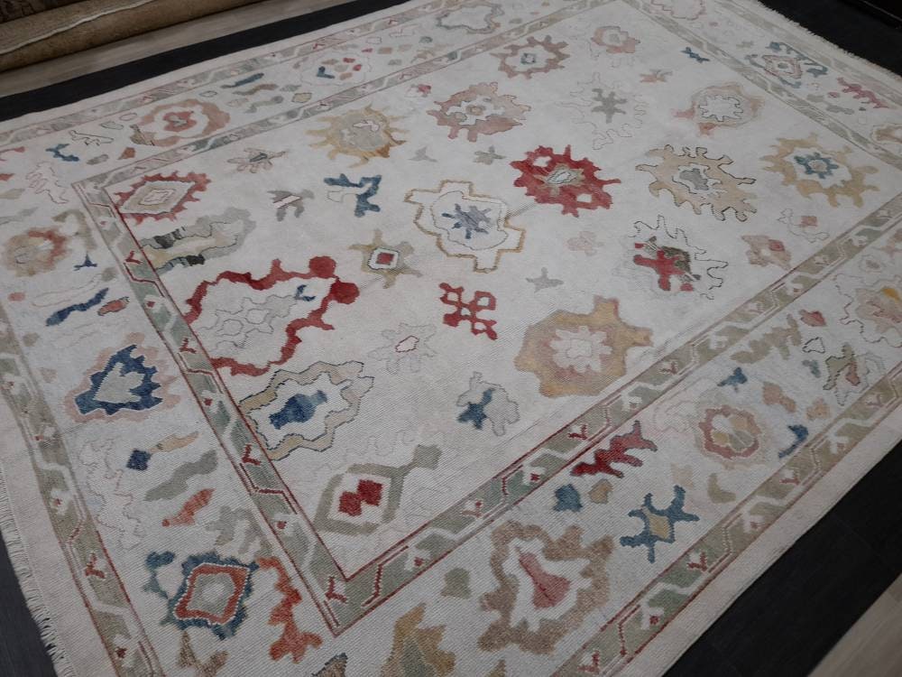 Beige Turkish Runner Rug 9' x 12' Hand-Knotted close-up