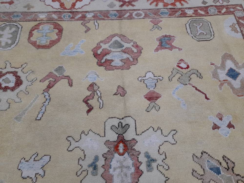 Beige Turkish Oushak Rug 9' x 12' 1" Hand-Knotted close-up