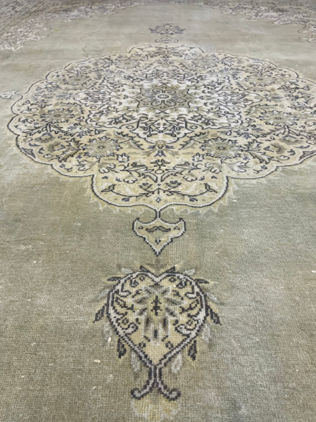 Green Turkish Vintage Rug 7' x 10' 3" Hand-Knotted | No. WR69677