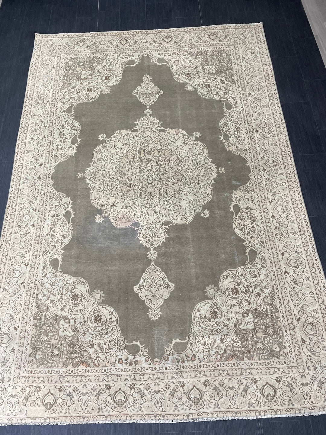 Gray Oushak Rug 6' 8" x 10' - No. WR40444