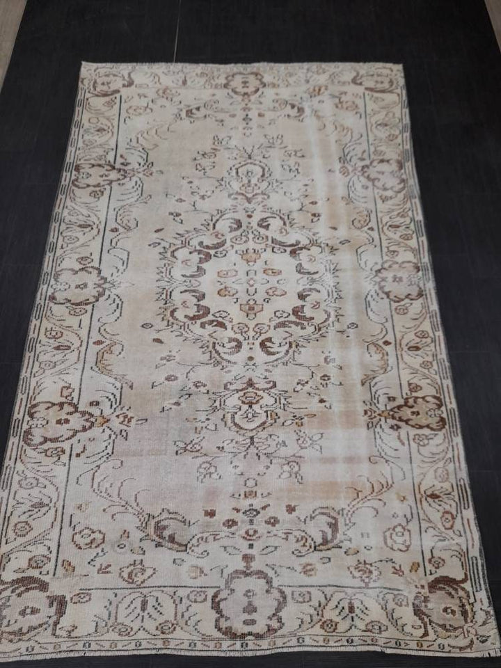 Beige Turkish Vintage Rug 6' x 9' 7" Hand-Knotted | No. WR84713