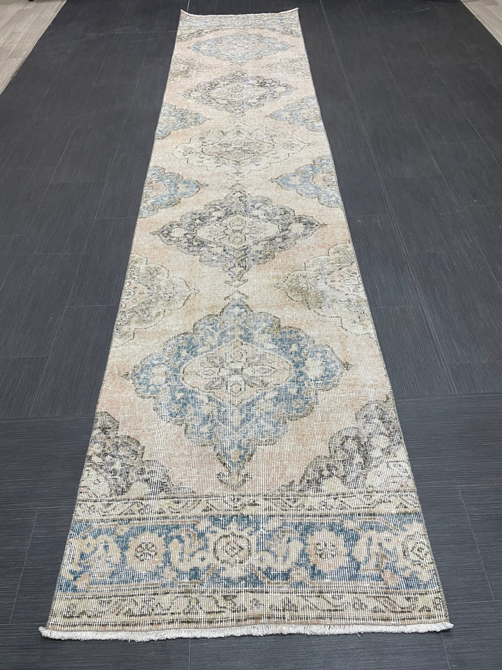 Beige Turkish Runner Rug 2' 8" x 12' 5" Hand-Knotted texture