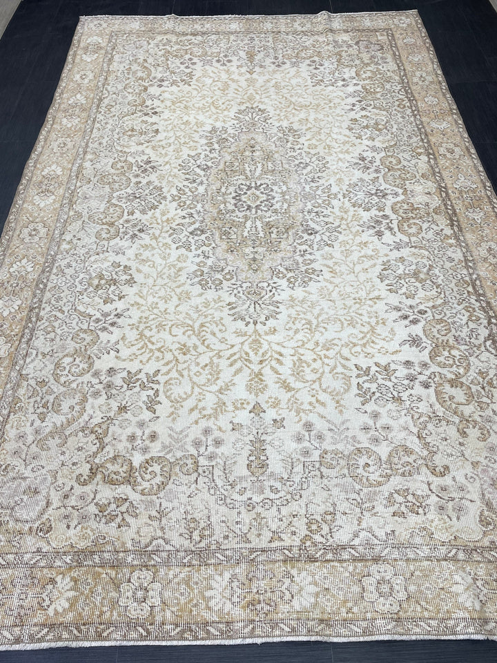 Beige Turkish Oushak Rug 6' 6" x 10' 4" Hand-Knotted view
