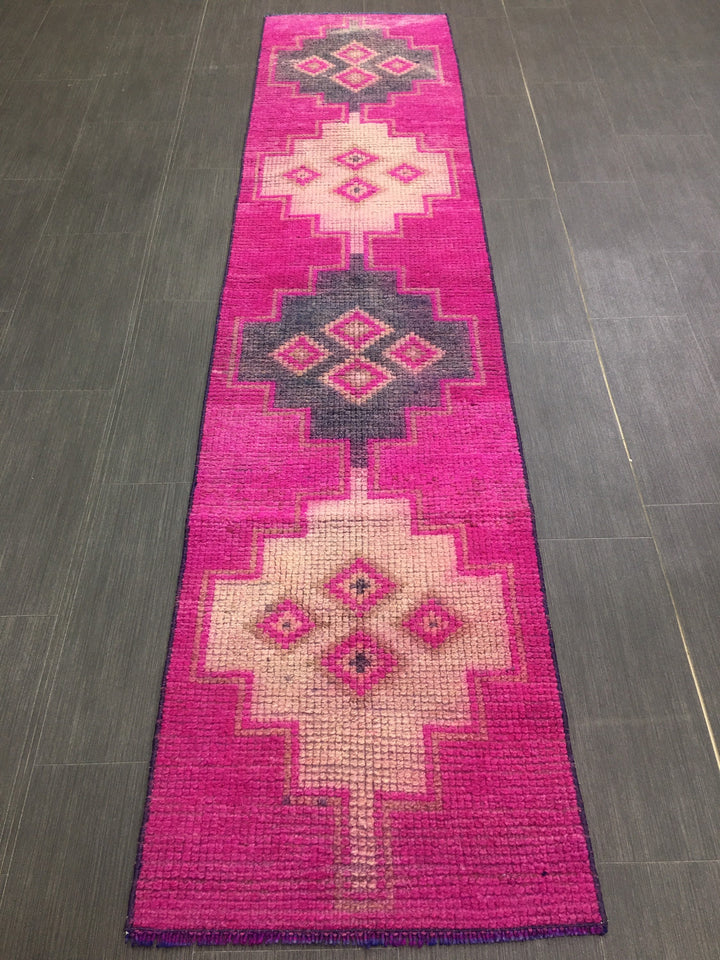 Turkish Runner Rug 1' 11" x 8' 6" Hand-Knotted view