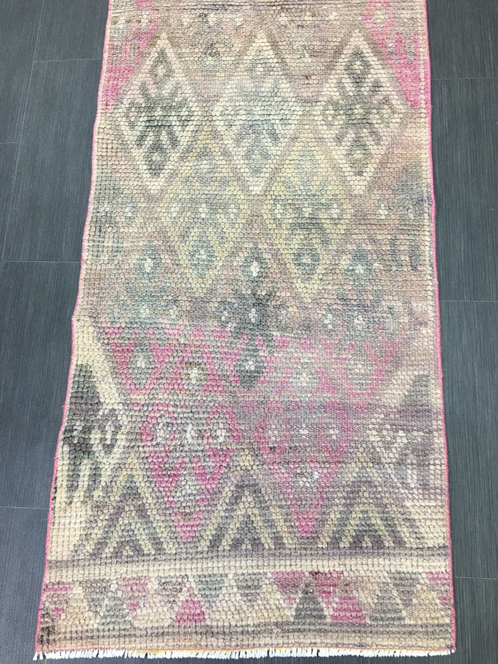 Turkish Runner Rug 2' 4" x 8' 6" Hand-Knotted pattern
