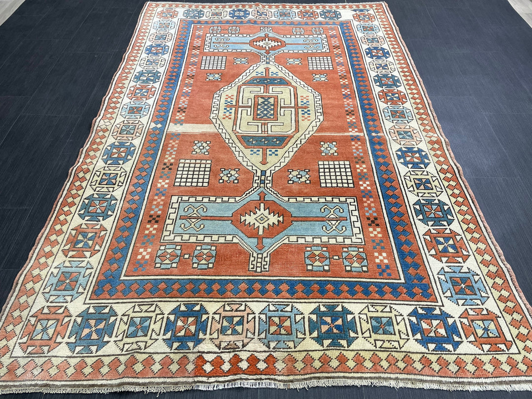 Turkish Oushak Rug 4' 8" x 7' Hand-Knotted texture