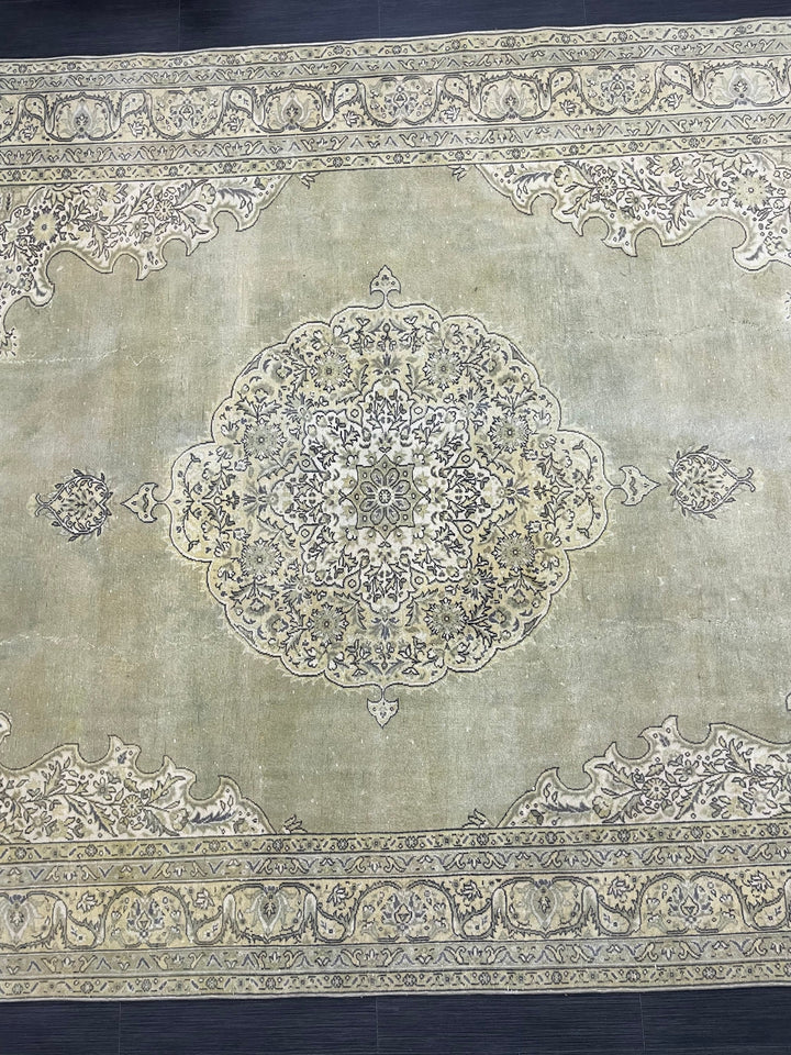 Green Turkish Vintage Rug 7' x 10' 3" Hand-Knotted | No. WR69677