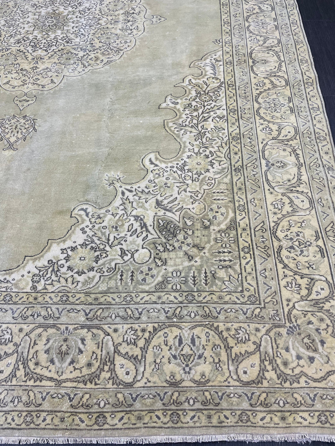 Green Turkish Vintage Rug 7' x 10' 3" Hand-Knotted | No. WR69677