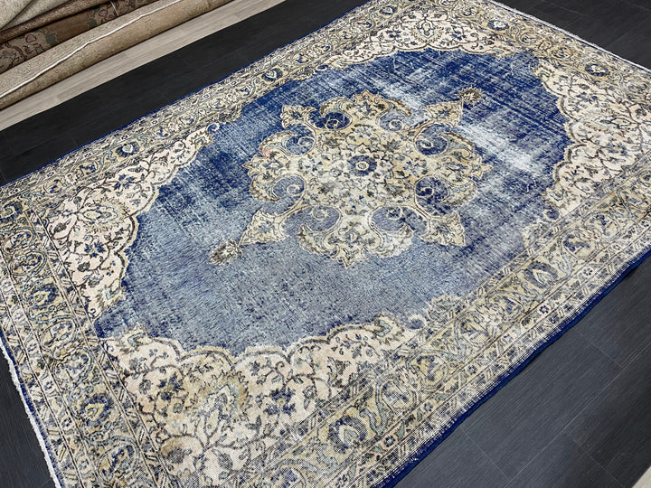 Beige Turkish Runner Rug 6' 8" x 9' 5" Hand-Knotted | No. WR26607