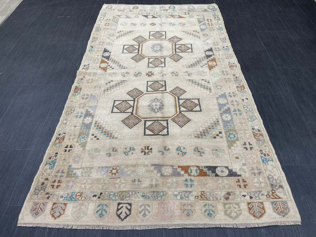 Beige Turkish Oushak Rug 3' 7" x 6' 9" Hand-Knotted close-up