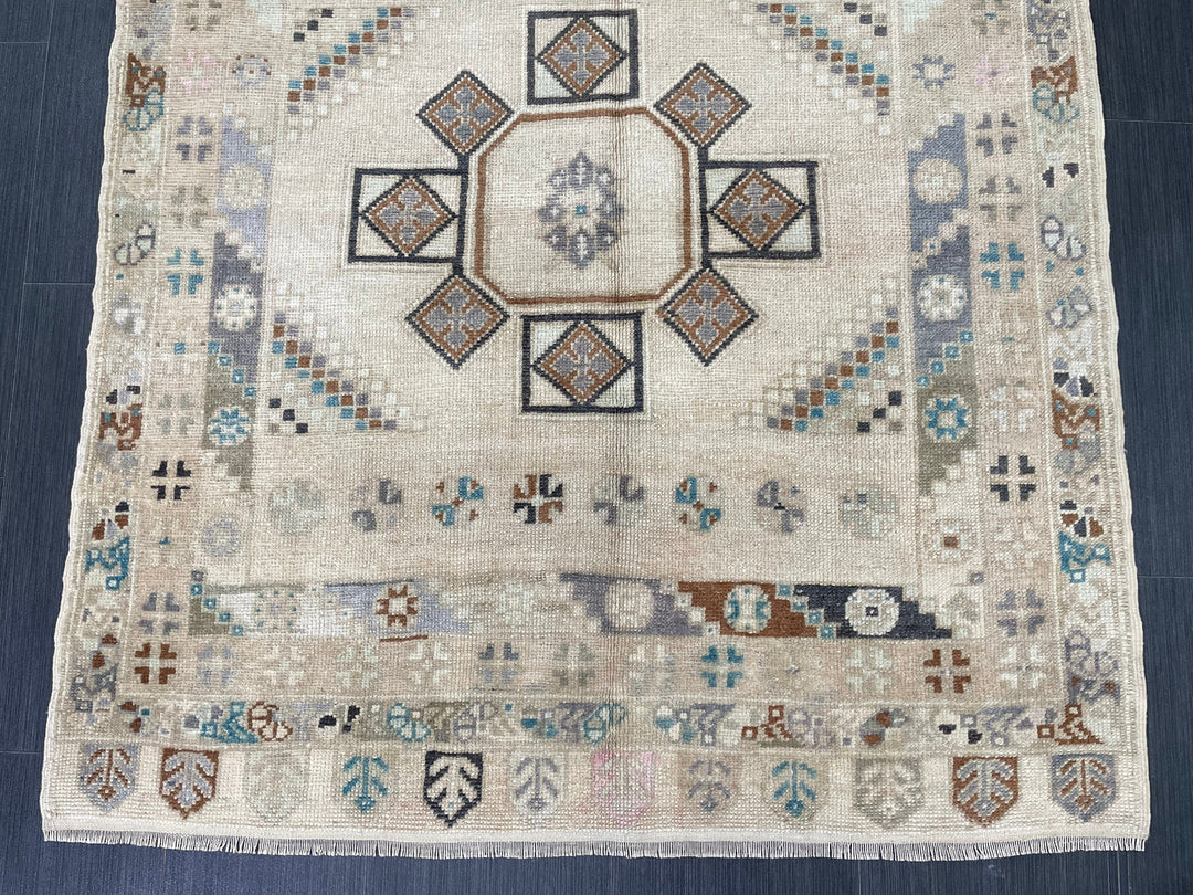 Beige Turkish Oushak Rug 3' 7" x 6' 9" Hand-Knotted view 9