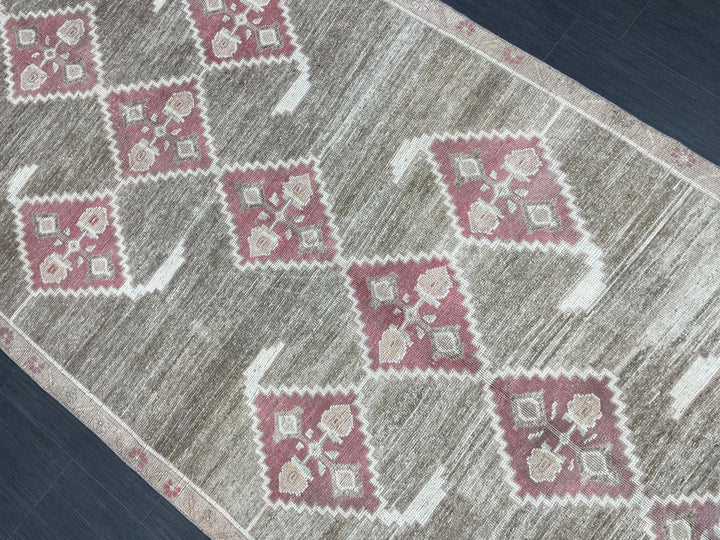 Beige Turkish Oushak Rug 4' 9" x 10' 8" Hand-Knotted reverse