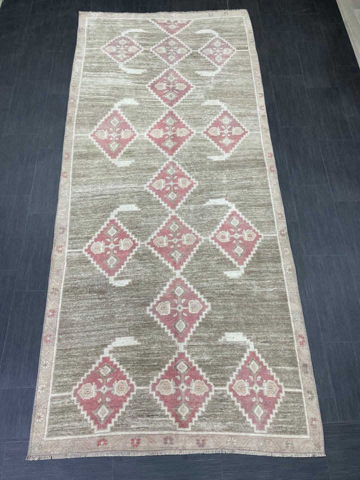 Beige Turkish Oushak Rug 4' 9" x 10' 8" Hand-Knotted view 9