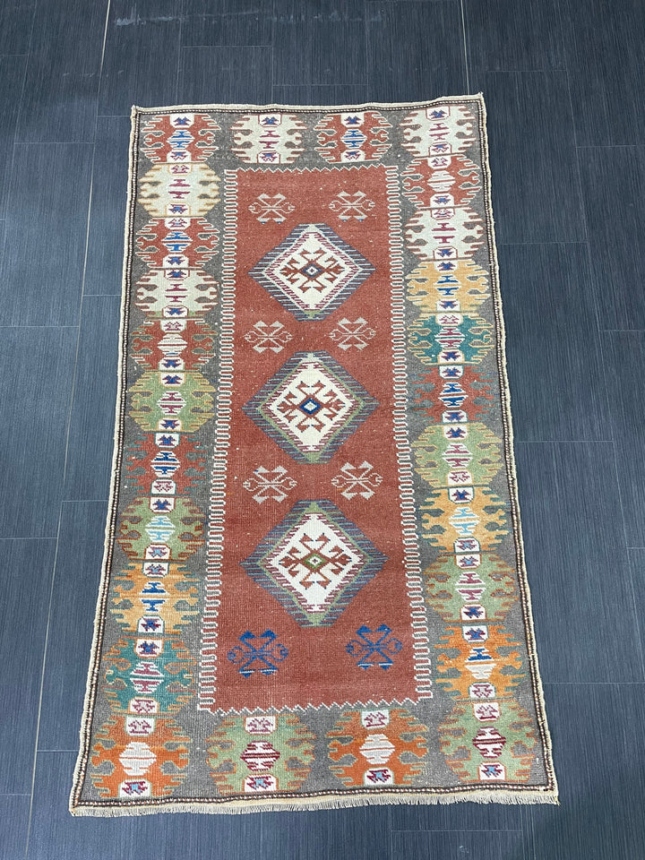 Beige Turkish Runner Rug 3' x 5' 3" Hand-Knotted pattern