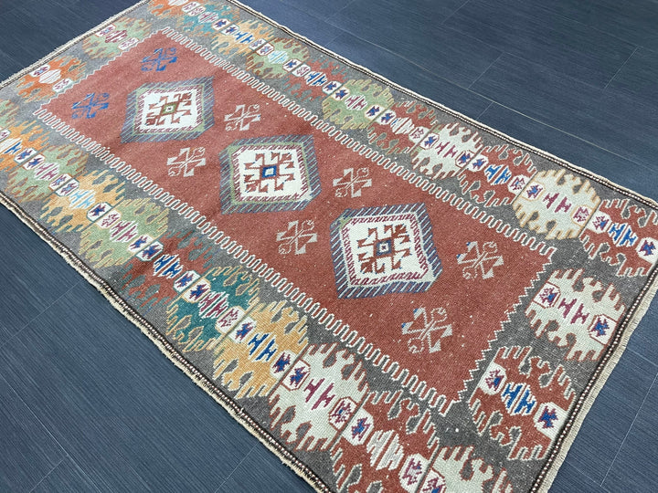 Beige Turkish Runner Rug 3' x 5' 3" Hand-Knotted field