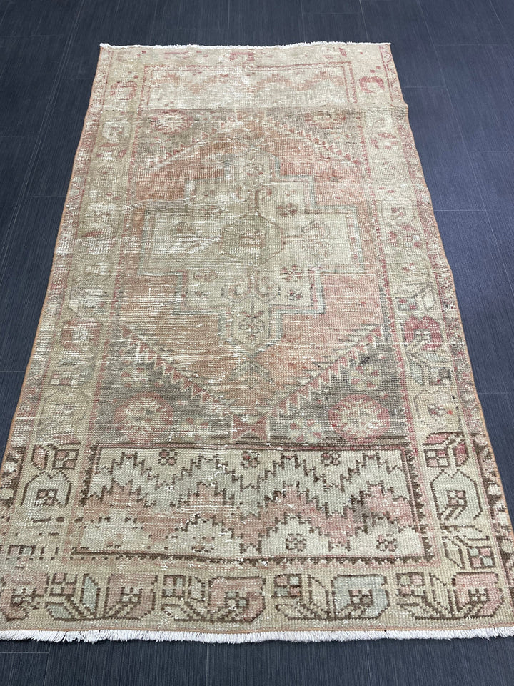 Beige Turkish Runner Rug 3' x 5' 4" Hand-Knotted pattern
