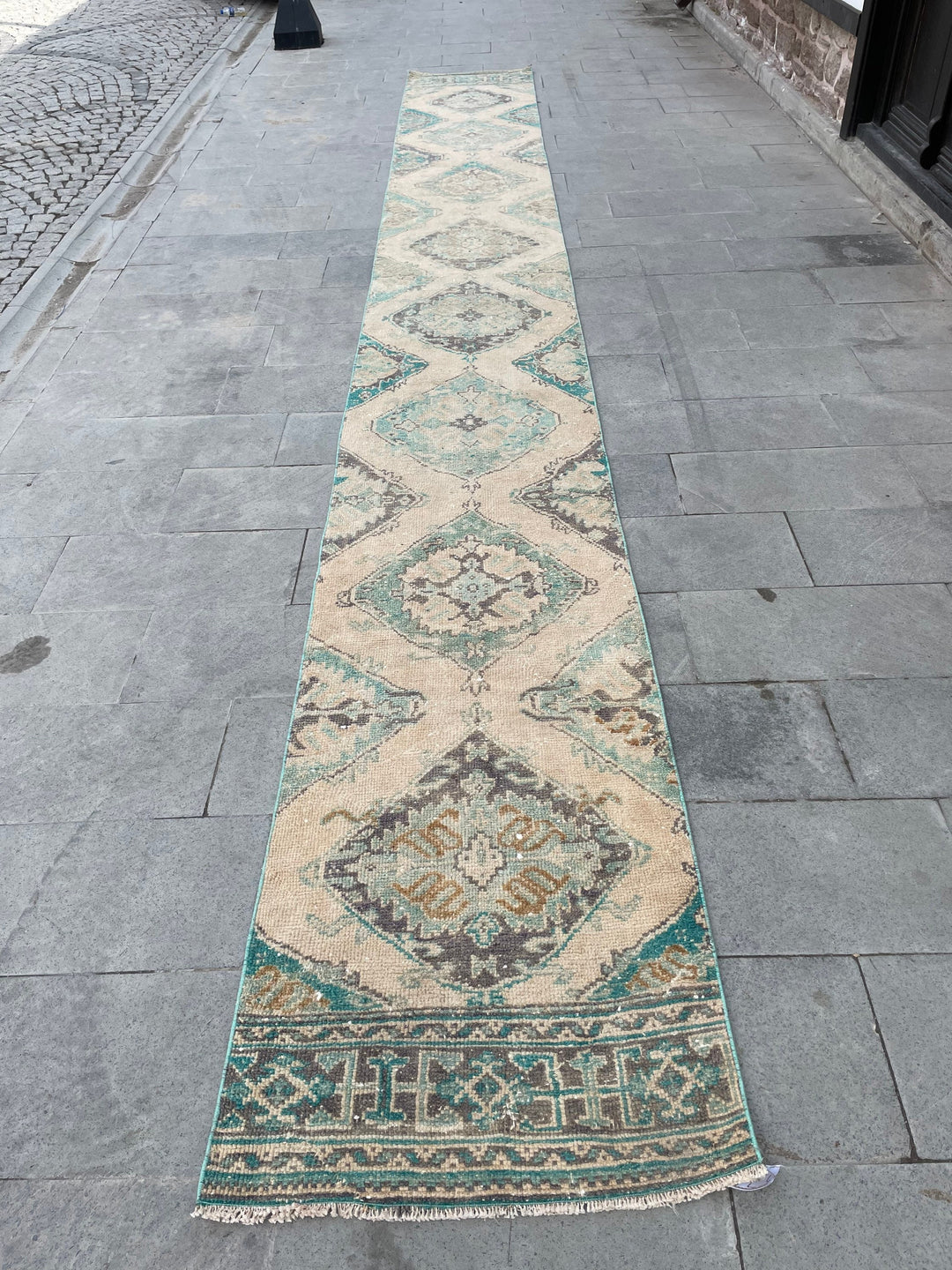 Beige Turkish Runner Rug 2' 6" x 20' 3" Hand-Knotted pattern