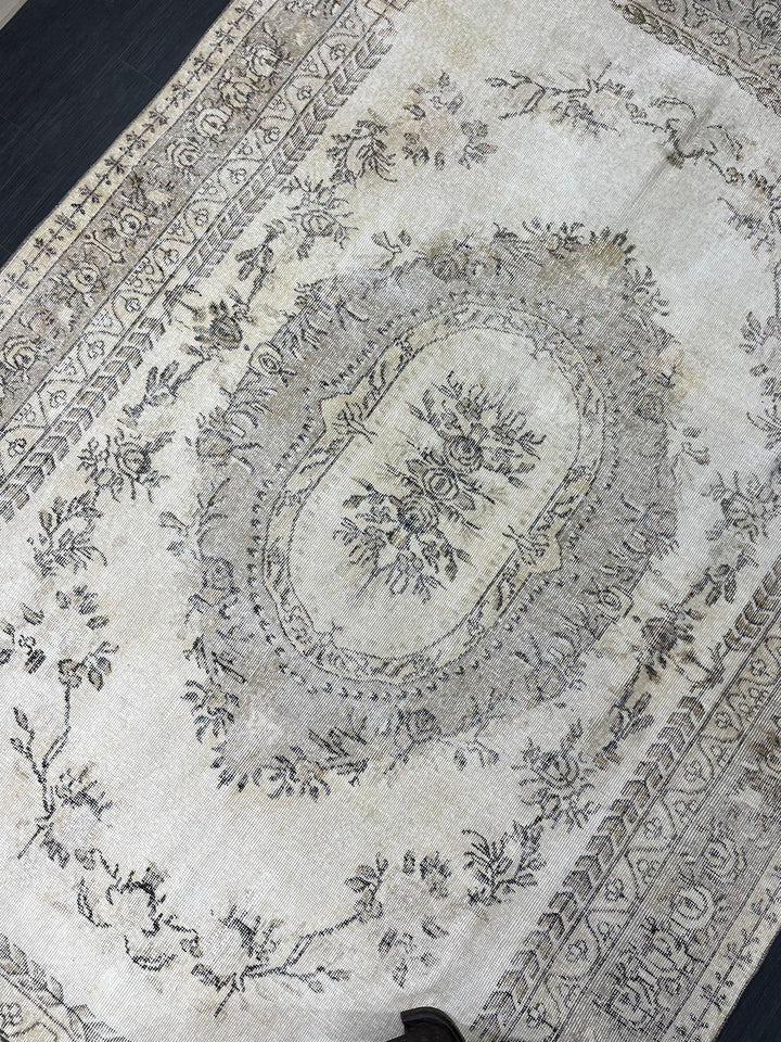 Blue Turkish Vintage Rug 6' 9" x 10' Hand-Knotted | No. WR37681