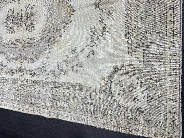 Blue Turkish Vintage Rug 6' 9" x 10' Hand-Knotted | No. WR37681