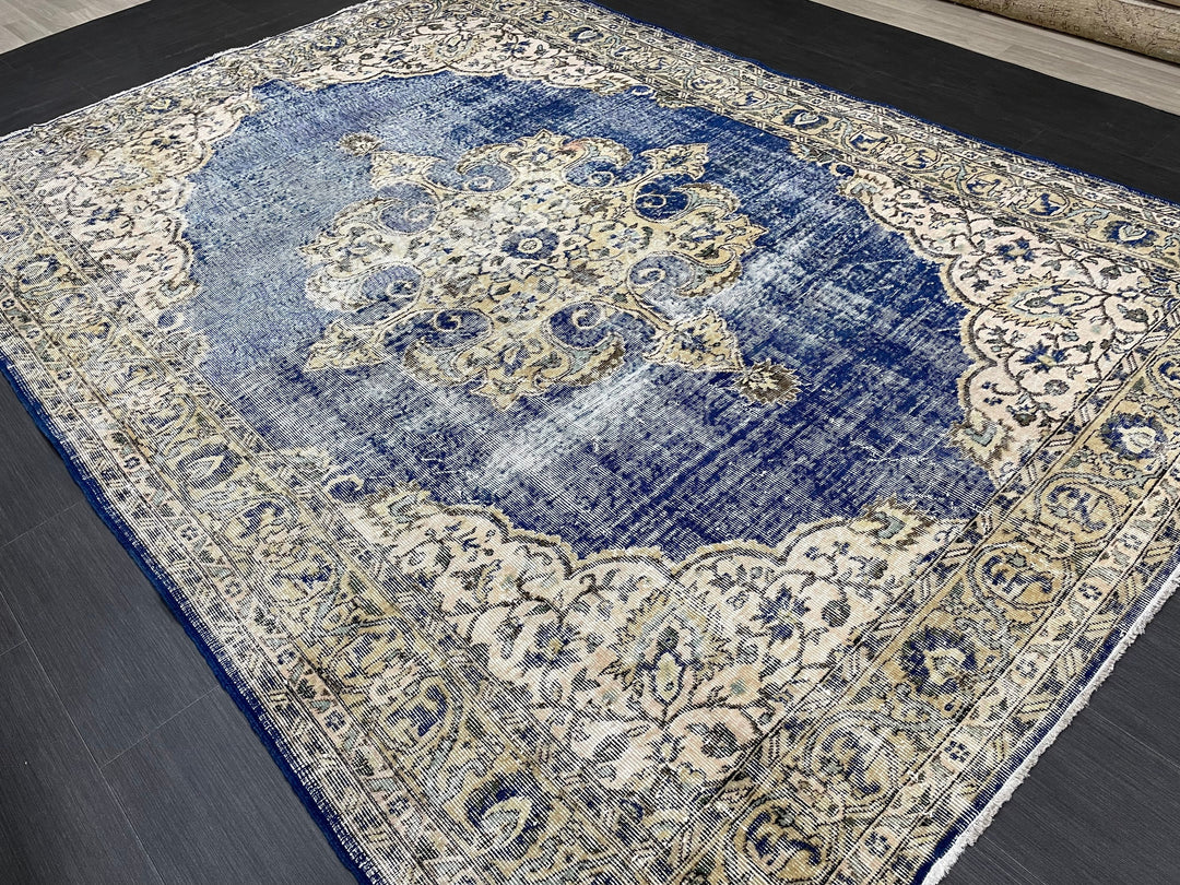 Beige Turkish Runner Rug 6' 8" x 9' 5" Hand-Knotted | No. WR26607