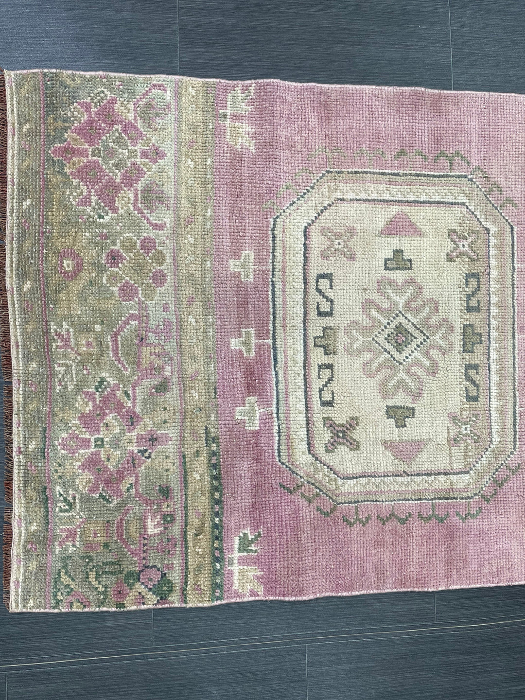 Beige Turkish Runner Rug 2' 11" x 7' 5" Hand-Knotted pattern