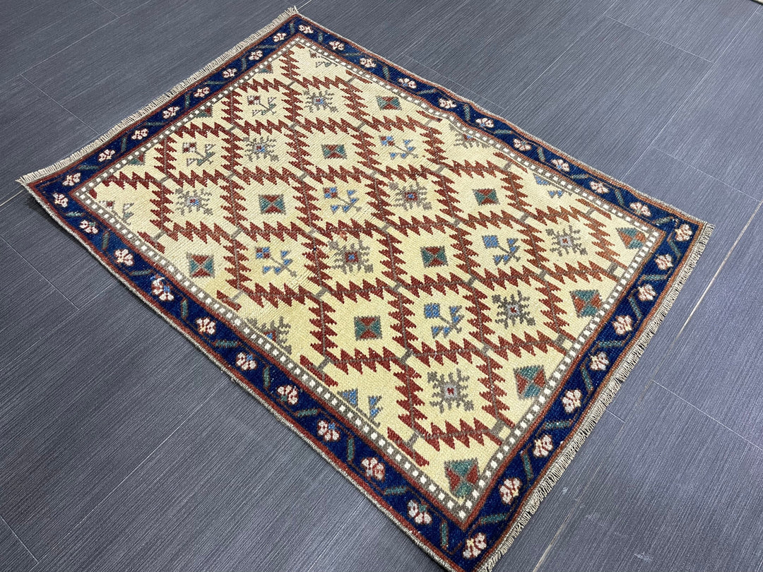 Rust Turkish Runner Rug 2' 2" x 3' 1" Hand-Knotted detail