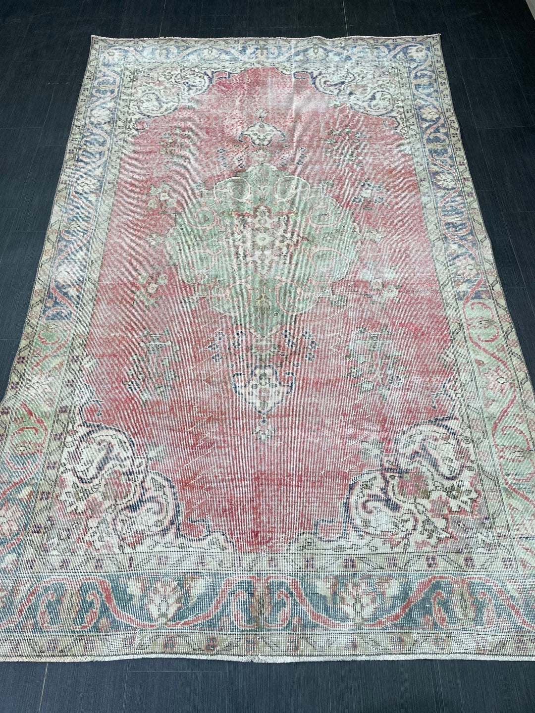 Tan Turkish Oushak Rug 5'7" x 8'11" Hand-Knotted detail