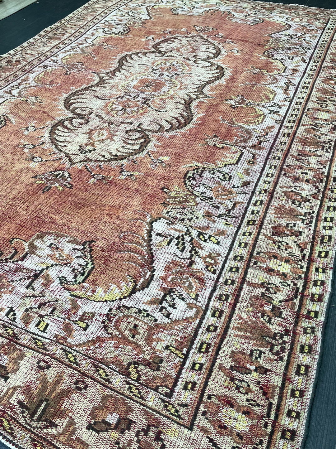 Beige Turkish Oushak Rug 6' 5" x 9' 3" Hand-Knotted | No. WR46789