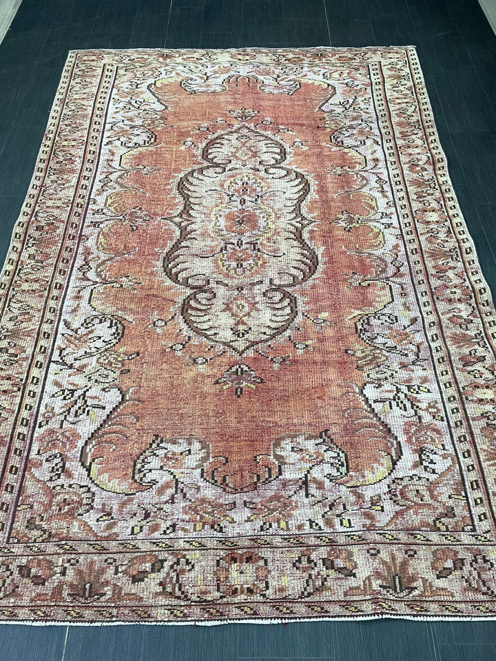 Beige Turkish Oushak Rug 6' 5" x 9' 3" Hand-Knotted | No. WR46789