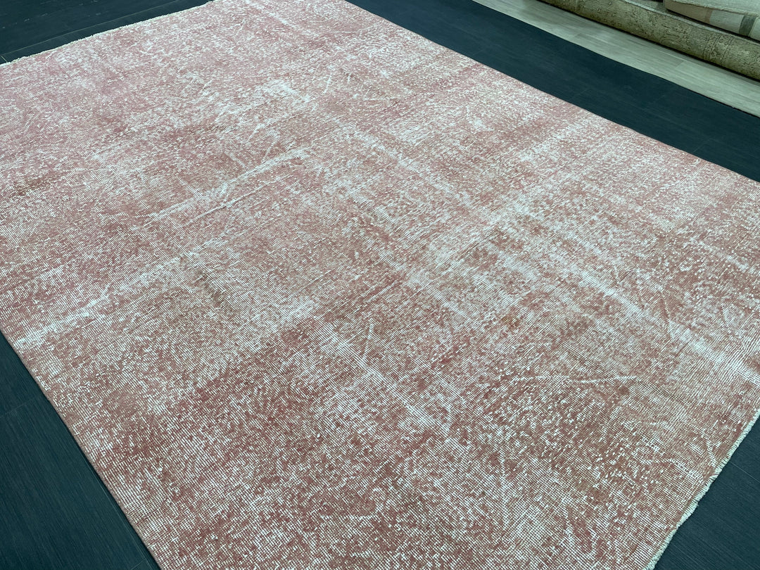 Pink Turkish Oushak Rug 6' 6" x 9' 3" Hand-Knotted view