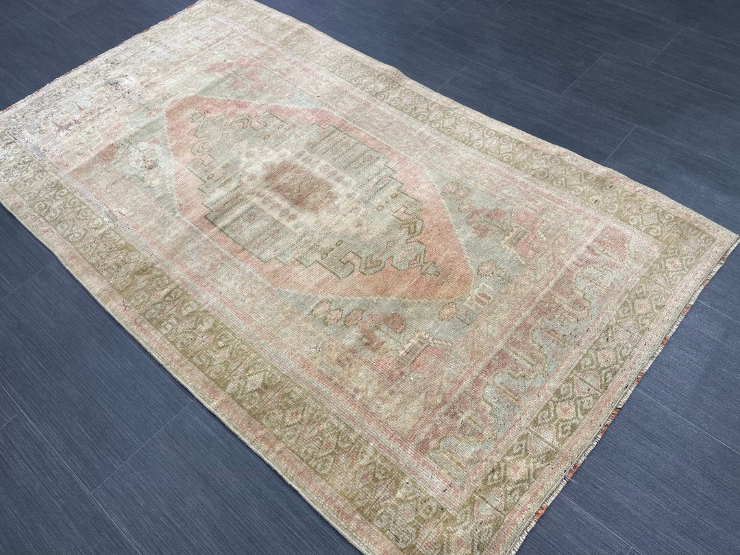 Beige Turkish Oushak Rug 3' 3" x 5' 7" Hand-Knotted pattern