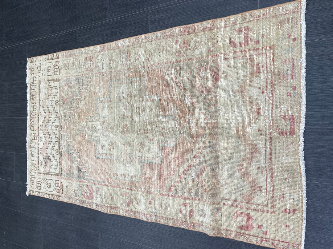 Beige Turkish Runner Rug 3' x 5' 4" Hand-Knotted border