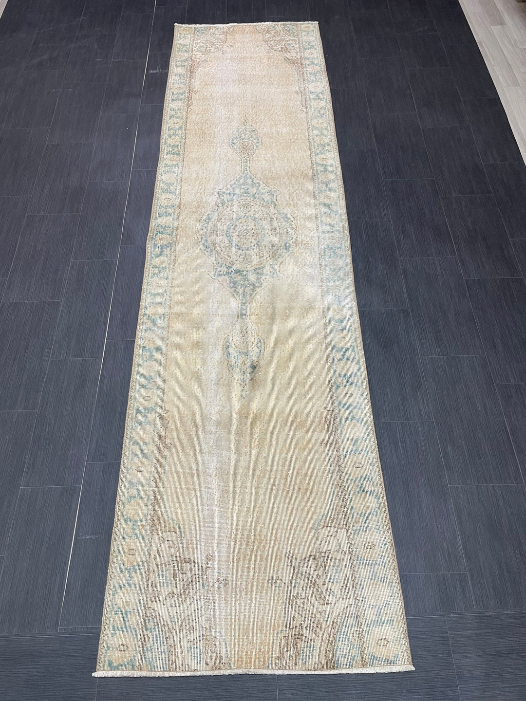 Beige Turkish Runner Rug 2' 11" x 11' 1" Hand-Knotted texture