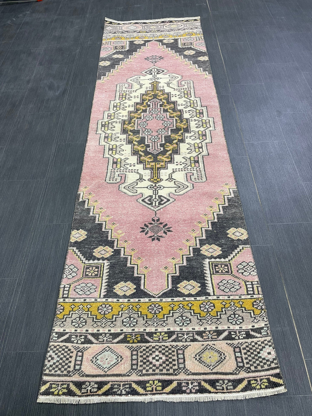 Turkish Runner Rug 2' 4" x 8' Hand-Knotted border