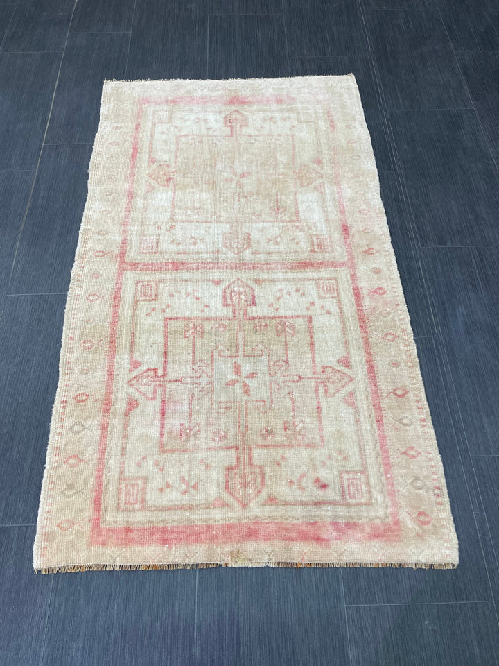 Pink Turkish Oushak Rug 4' 3" x 7' 2" Hand-Knotted detail