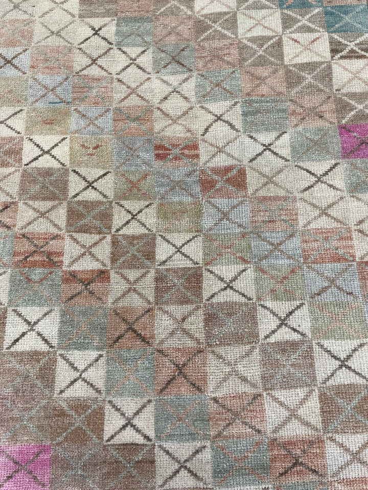 Beige Turkish Runner Rug 3' 9" x 6' 6" Hand-Knotted view