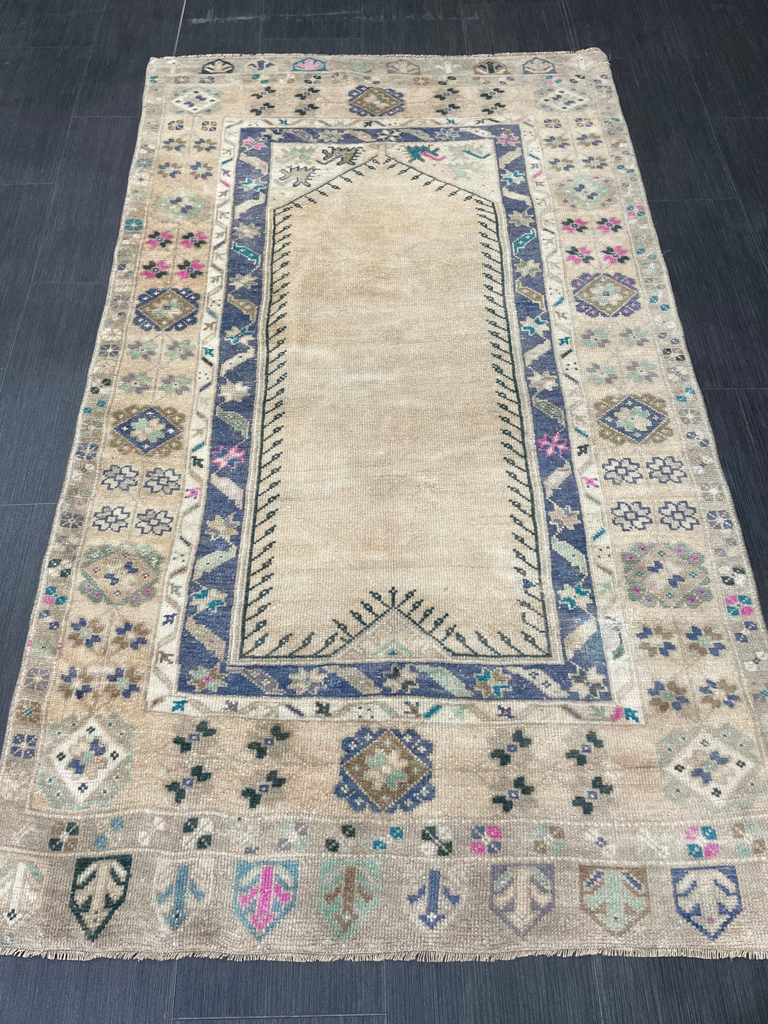 Beige Turkish Runner Rug 3' 6" x 6' 1" Hand-Knotted border