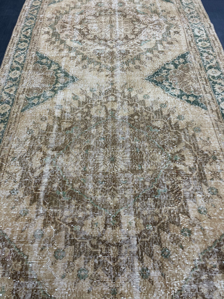 Beige Turkish Runner Rug 4' 10" x 13' 2" Hand-Knotted reverse