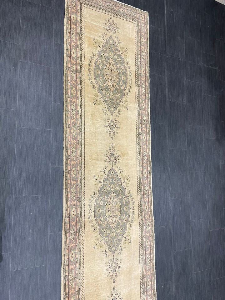 Beige Turkish Runner Rug 2' 9" x 12' 11" Hand-Knotted close-up