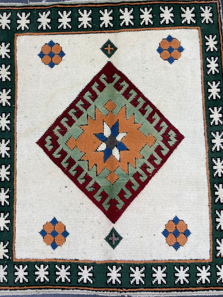Rust Turkish Oushak Rug 3' 6" x 4' 3" Hand-Knotted detail