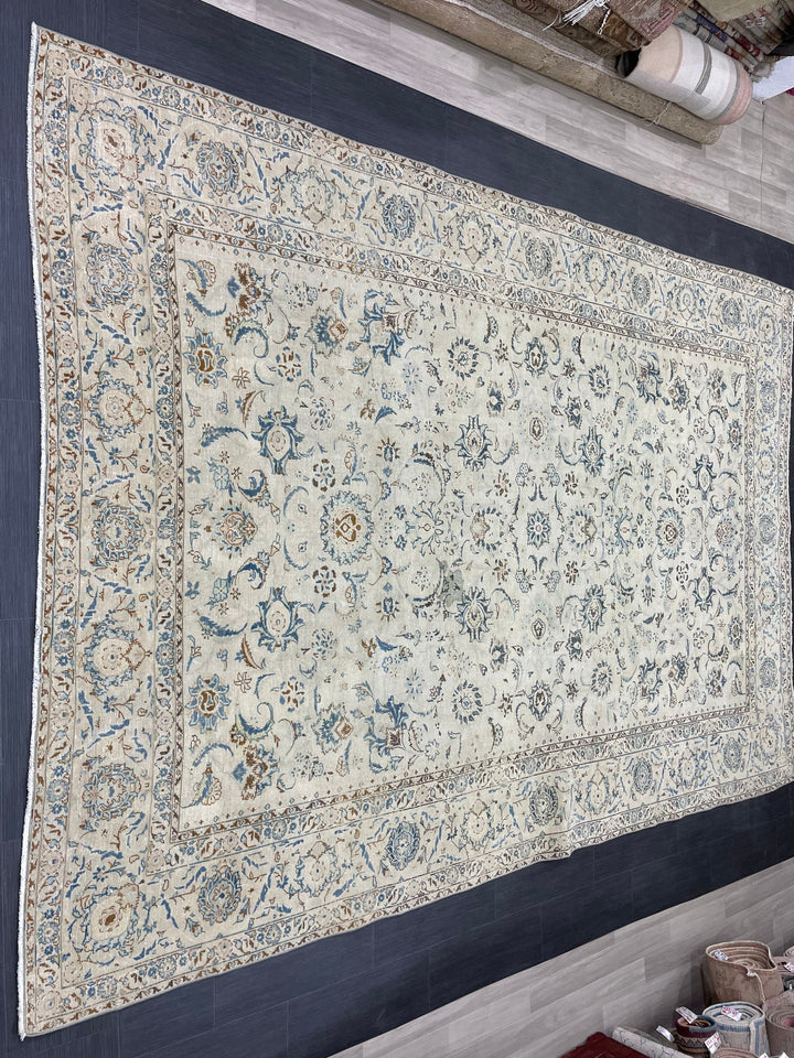 Rust Turkish Oushak Rug 7' 7" x 10' 11" Hand-Knotted close-up