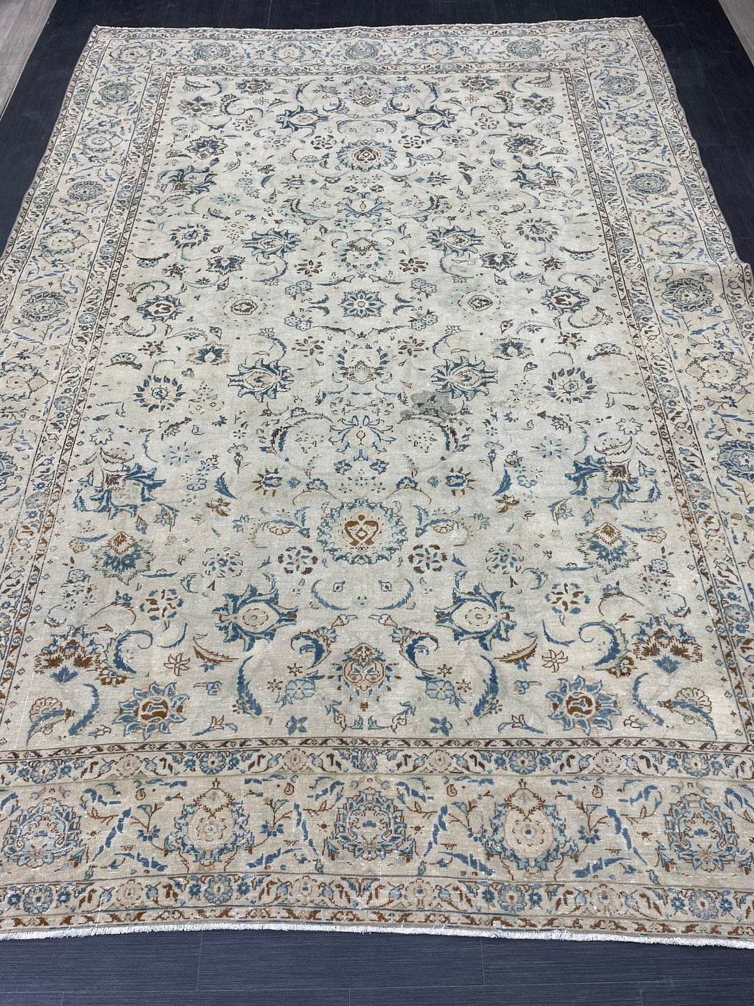 Rust Turkish Oushak Rug 7' 7" x 10' 11" Hand-Knotted field