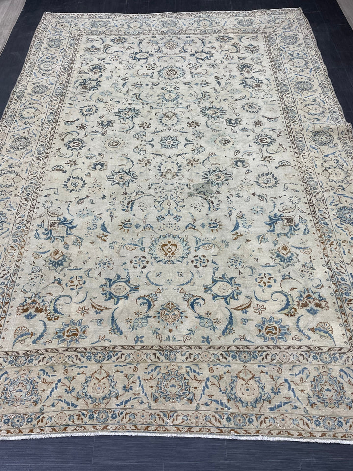 Rust Turkish Oushak Rug 7' 7" x 10' 11" Hand-Knotted field